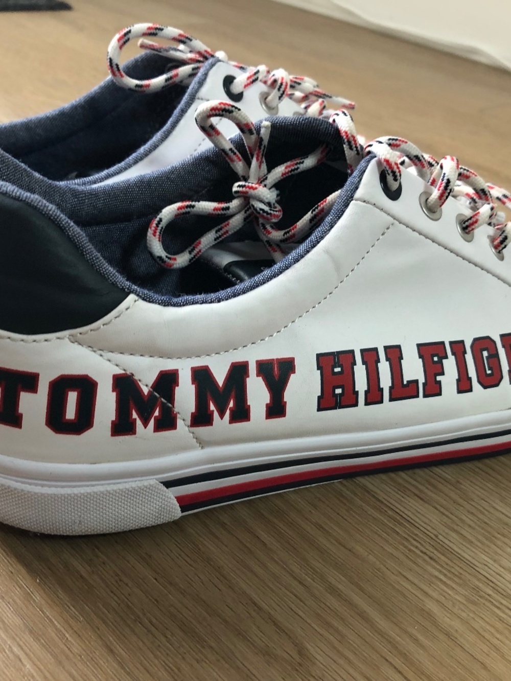 Tommy Hilfiger Denim Lining White Sneakers Mens Size 9.5 (EU 42.5)